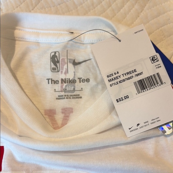 BNWT Nike Sixers White Maxey tee, youth size S - Picture 3 of 3